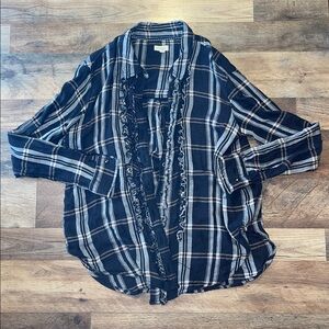 Pilcro Charcoal Gray and Cream Flannel size Small